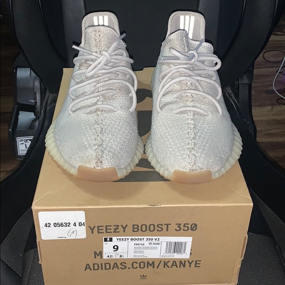 yeezy 350 original box